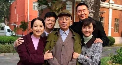 娱乐吃瓜制片人是谁,是谁一手打造了热门话题盛宴？  第3张