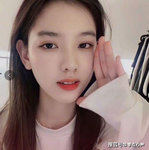 网红吃瓜女,揭秘娱乐圈幕后真相 第2张 网红吃瓜女,揭秘娱乐圈幕后真相 第2张